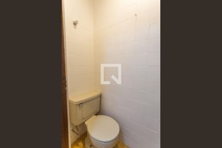 Banheiro de Serviço/Despensa de apartamento para alugar com 3 quartos, 99m² em Santo Antônio, Belo Horizonte
