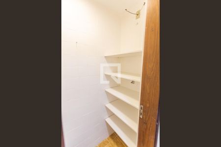 Apartamento para alugar com 99m², 3 quartos e 1 vaga Apartamento para alugar com 99m², 3 quartos e 1 vagaBanheiro de Serviço/Despensa