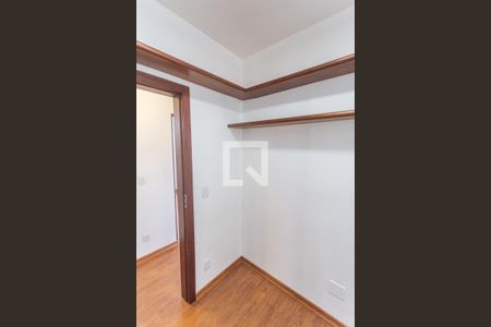 Quarto 3 - Reversível  de apartamento para alugar com 3 quartos, 99m² em Santo Antônio, Belo Horizonte