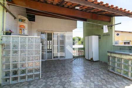 Casa à venda com 250m², 2 quartos e 2 vagas Casa à venda com 250m², 2 quartos e 2 vagasÁrea de Serviço