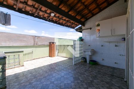 Casa à venda com 250m², 2 quartos e 2 vagas Casa à venda com 250m², 2 quartos e 2 vagasÁrea de Serviço