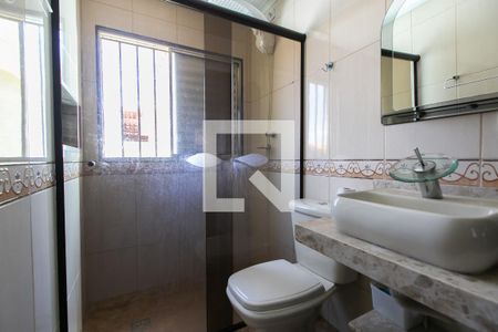 Casa à venda com 250m², 2 quartos e 2 vagas Casa à venda com 250m², 2 quartos e 2 vagasBanheiro da Suíte 1