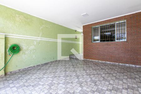 Casa à venda com 250m², 2 quartos e 2 vagas Casa à venda com 250m², 2 quartos e 2 vagasGaragem