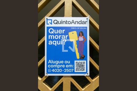 Casa à venda com 250m², 2 quartos e 2 vagas Casa à venda com 250m², 2 quartos e 2 vagasPlaquinha