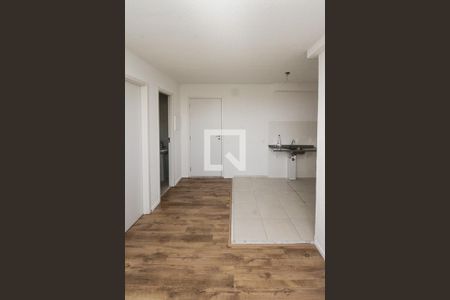 Sala de apartamento para alugar com 2 quartos, 35m² em Jardim Santa Adelia, São Paulo