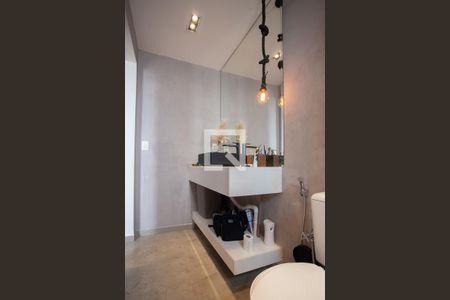 Apartamento para alugar com 142m², 2 quartos e 3 vagas Apartamento para alugar com 142m², 2 quartos e 3 vagasBanheiro da Suíte 1