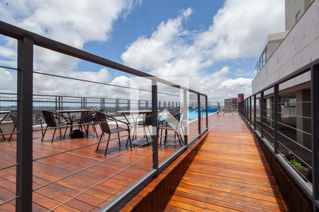 Apartamento para alugar com 142m², 2 quartos e 3 vagas Apartamento para alugar com 142m², 2 quartos e 3 vagasÁrea comum - Piscina