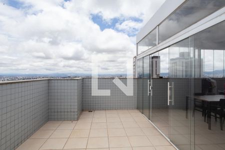Apartamento para alugar com 142m², 2 quartos e 3 vagas Apartamento para alugar com 142m², 2 quartos e 3 vagasCobertura