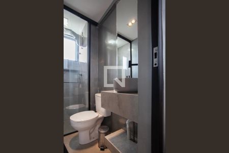 Apartamento para alugar com 142m², 2 quartos e 3 vagas Apartamento para alugar com 142m², 2 quartos e 3 vagasBanheiro da Suíte 2