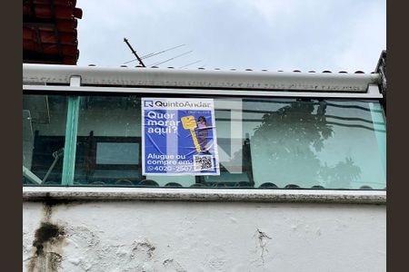 Casa à venda com 610m², 5 quartos e 4 vagasPlaquinha