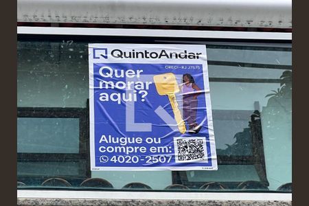 Casa à venda com 610m², 5 quartos e 4 vagasPlaquinha