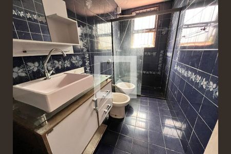 Casa à venda com 610m², 5 quartos e 4 vagasBanheiro Social