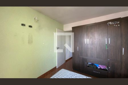 Casa à venda com 190m², 3 quartos e 6 vagas Casa à venda com 190m², 3 quartos e 6 vagasQuarto 2