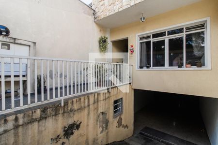 Casa à venda com 190m², 3 quartos e 6 vagas Casa à venda com 190m², 3 quartos e 6 vagasEntrada