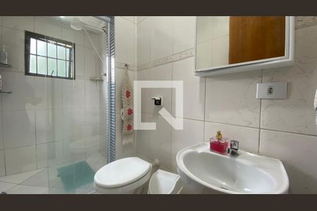 Casa à venda com 190m², 3 quartos e 6 vagas Casa à venda com 190m², 3 quartos e 6 vagasBanheiro da Suíte