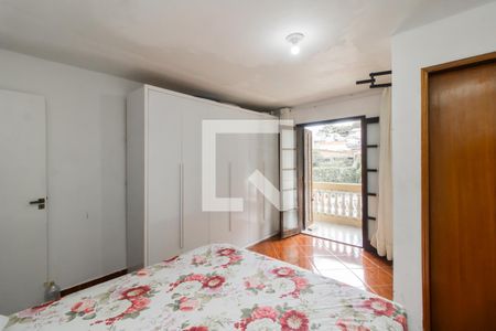 Casa à venda com 190m², 3 quartos e 6 vagas Casa à venda com 190m², 3 quartos e 6 vagasSuite