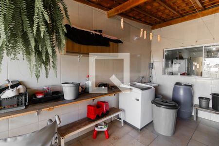 Casa à venda com 190m², 3 quartos e 6 vagas Casa à venda com 190m², 3 quartos e 6 vagasÁrea de Serviço