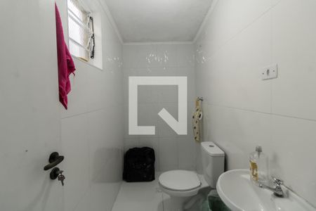 Casa à venda com 190m², 3 quartos e 6 vagas Casa à venda com 190m², 3 quartos e 6 vagasBanheiro da Garagem