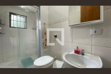 Casa à venda com 190m², 3 quartos e 6 vagas Casa à venda com 190m², 3 quartos e 6 vagasBanheiro da Suíte