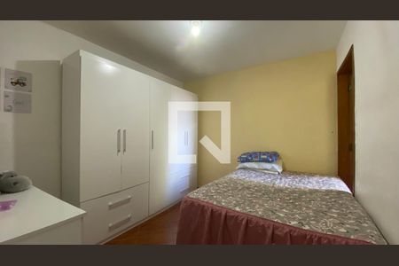 Casa à venda com 190m², 3 quartos e 6 vagas Casa à venda com 190m², 3 quartos e 6 vagasQuarto 1