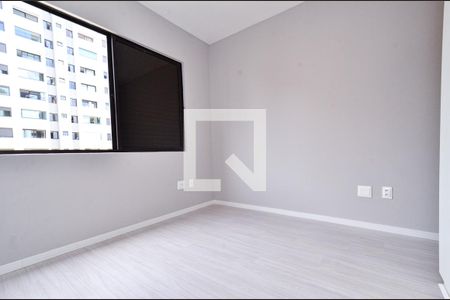 Apartamento à venda com 244m², 4 quartos e 3 vagas Apartamento à venda com 244m², 4 quartos e 3 vagasQuarto4/ suite