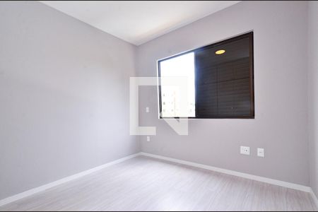 Apartamento à venda com 244m², 4 quartos e 3 vagas Apartamento à venda com 244m², 4 quartos e 3 vagasQuarto4/ suite