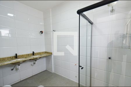 Apartamento à venda com 244m², 4 quartos e 3 vagas Apartamento à venda com 244m², 4 quartos e 3 vagasBanheiro cobertura