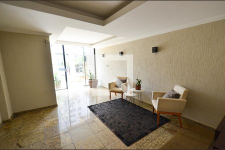 Apartamento à venda com 244m², 4 quartos e 3 vagas Apartamento à venda com 244m², 4 quartos e 3 vagasHall de entrada