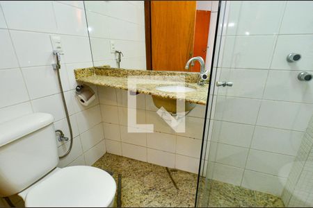 Apartamento à venda com 244m², 4 quartos e 3 vagas Apartamento à venda com 244m², 4 quartos e 3 vagasBanheiro suite1