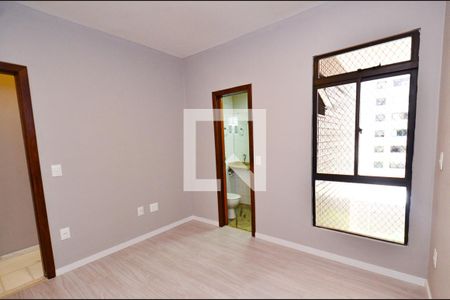 Apartamento à venda com 244m², 4 quartos e 3 vagas Apartamento à venda com 244m², 4 quartos e 3 vagasQuarto3/ suite