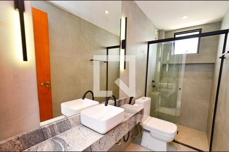 Apartamento à venda com 244m², 4 quartos e 3 vagas Apartamento à venda com 244m², 4 quartos e 3 vagasBanheiro social