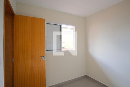 Quarto 1 de apartamento para alugar com 2 quartos, 35m² em Penha de França, São Paulo