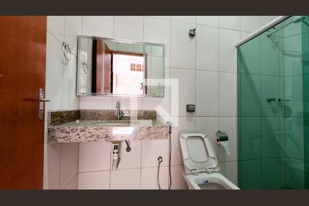 Casa para alugar com 250m², 3 quartos e 2 vagasBanheiro