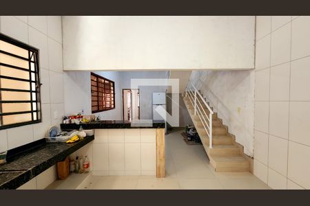 Casa para alugar com 250m², 3 quartos e 2 vagasCozinha