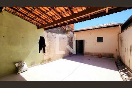 Casa para alugar com 250m², 3 quartos e 2 vagasQuintal