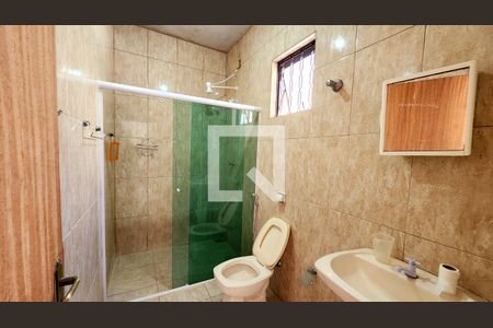 Casa para alugar com 250m², 3 quartos e 2 vagasBanheiro 2