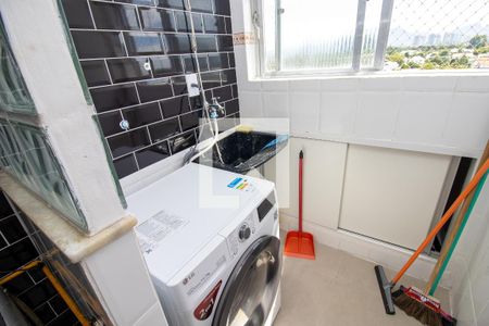Apartamento à venda com 60m², 2 quartos e 1 vagaÁrea de Serviço