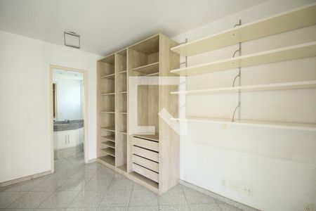 Apartamento à venda com 96m², 2 quartos e 2 vagasSuíte 2