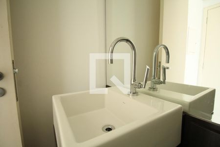 Apartamento à venda com 96m², 2 quartos e 2 vagasLavabo