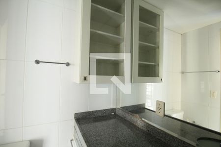 Apartamento à venda com 96m², 2 quartos e 2 vagasBanheiro suíte 1