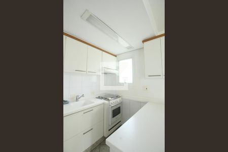 Apartamento à venda com 96m², 2 quartos e 2 vagasCozinha