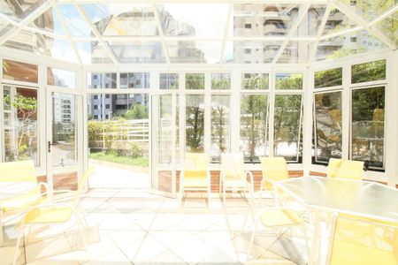 Apartamento à venda com 96m², 2 quartos e 2 vagasÁrea comum