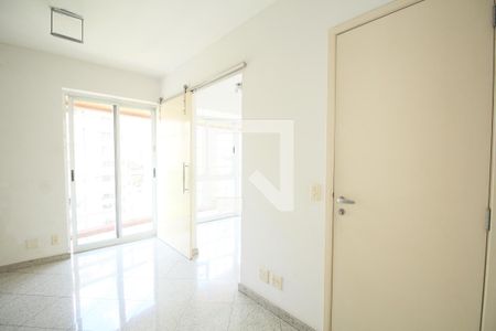 Apartamento à venda com 96m², 2 quartos e 2 vagasSuíte 2