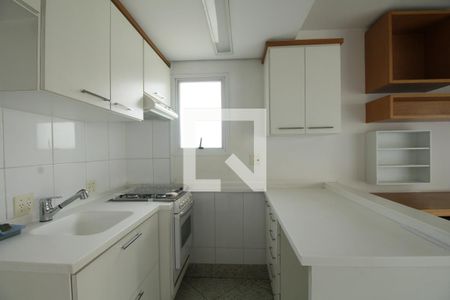 Apartamento à venda com 96m², 2 quartos e 2 vagasCozinha