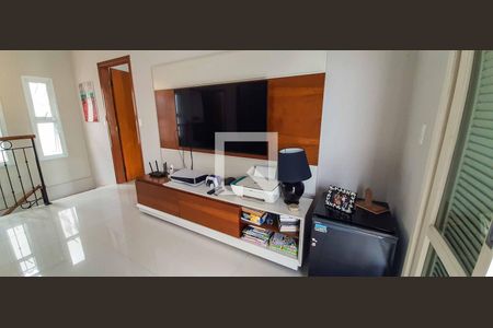 Casa à venda com 182m², 3 quartos e 2 vagasSala de TV