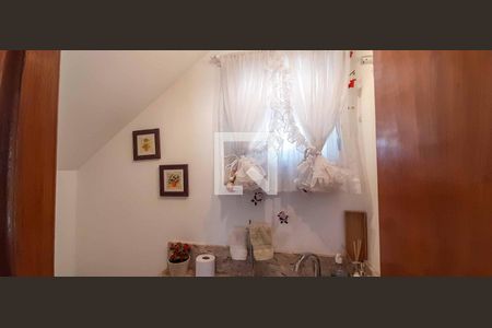 Casa à venda com 182m², 3 quartos e 2 vagasLavabo