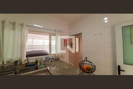 Casa à venda com 182m², 3 quartos e 2 vagasCozinha