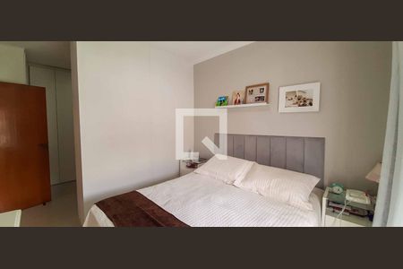 Casa à venda com 182m², 3 quartos e 2 vagasSuíte 1