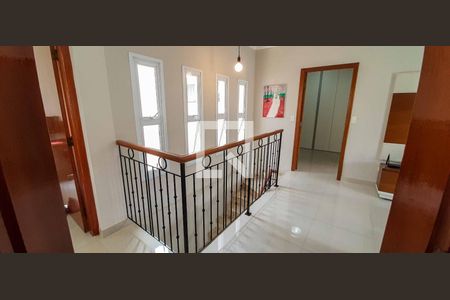 Casa à venda com 182m², 3 quartos e 2 vagasHall