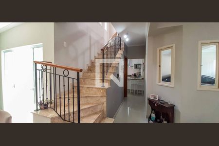 Casa à venda com 182m², 3 quartos e 2 vagasAcesso as Suítes e Escritório